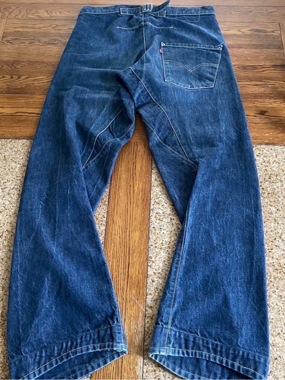 Rare Vintage Engineered Twist Seam LEVIS Jeans Cinch Back Waist - Picture 3 of 7